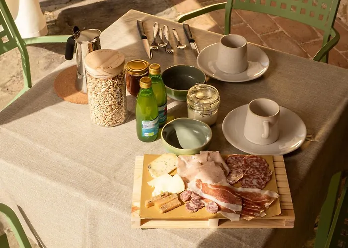 L'accolta 아파트 투오로술트라시메노